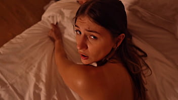 Fuck it this million dollar babe will make you cum in a minute