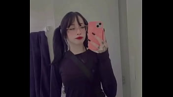 Me disseram que é difícil me reconhecer de roupa