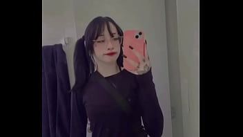 Me disseram que é difícil me reconhecer de roupa