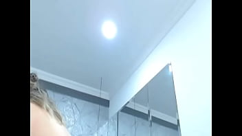 Psychotube blondebabeshowingwonderfulteasinglive hd