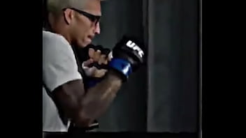 Charles oliveira do bronx