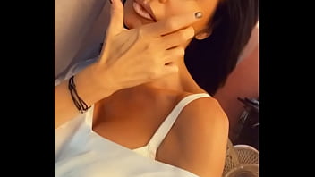 Un strip tease ça te tente ce soir