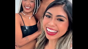 Elas acabaram comigo no menáge modelo a mayramarcelecf