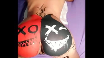 Delicia de pintura dessa morena