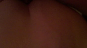 Mineira pede para dotado meter no rabo e arrombar tudo