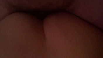 Mineira pede para dotado meter no rabo e arrombar tudo