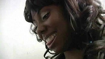 Sexy girl orally sinning 7