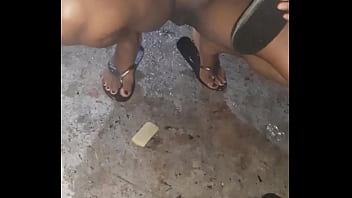 Mostrano a bucetinha