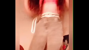 Noche loca bailando solita