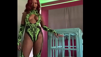 Kitana’s bestfriend mistress jade has entered the chat let’s duel shall we