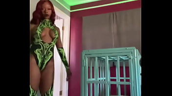 Kitana’s bestfriend mistress jade has entered the chat let’s duel shall we