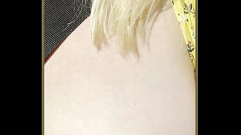 Milf exposes her perfect boobs in the automobile driving