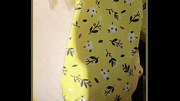 Milf exposes her perfect boobs in the automobile driving