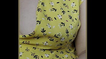 Milf exposes her perfect boobs in the automobile driving