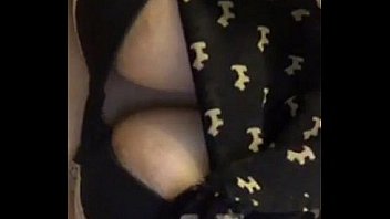 Chava muestra las tetas en directo por la secta100tifika lh putos