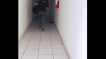 Tesão de novinha tira a roupa montando os móveis do clinte buceta inchada bunda grande e peito perfeito nem eliza sanches luana kasaki emmi white ph philips fadynha013 gabbie luna lunna geek andressa urach katana kai essa é