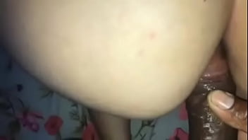 Todo mundo quer meu cu mas ninguém fala da buceta alguém me fala o porquê