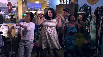 Macklemore ryan lewis thrift shop feat wanz 720p hd