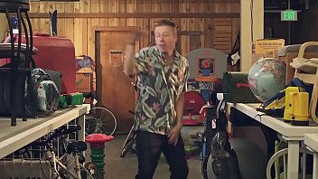 Macklemore ryan lewis thrift shop feat wanz 720p hd