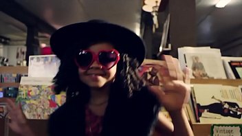 Macklemore ryan lewis thrift shop feat wanz 720p hd