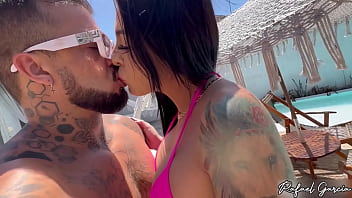 Comi essa gostosa casada dentro da minha banheira de hidromassagem