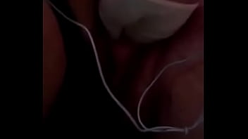 Milf taking that pressure