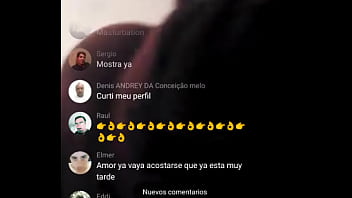 Solo chichis enseñando