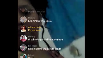 Solo chichis enseñando