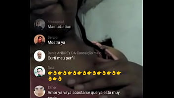 Solo chichis enseñando