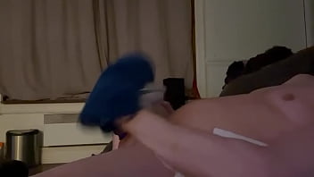 Amateur seul chez lui