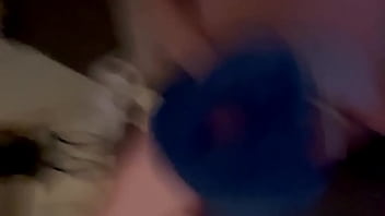 Amateur seul chez lui