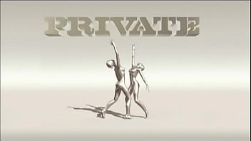 Kelly wells never disappoints and this anal clip sure delivers