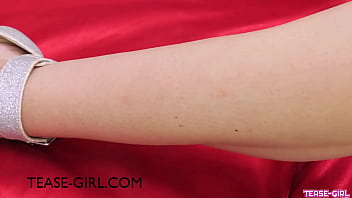 Gorgeous brunette unveils her sexy figure