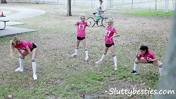 Babes Go Fuck Some Professional Gamers thumbnail