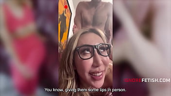 Asian milf bares it all live for views Asian milf bares it all live for views