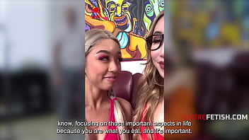 Asian milf bares it all live for views