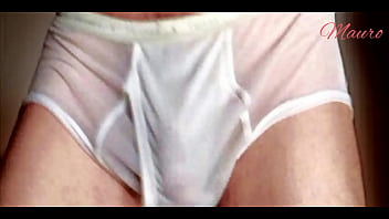 Mostrando Mi Bulto Verga Erecta thumbnail