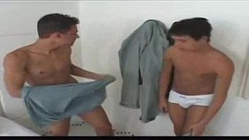 Entrando Na Foda Dos Novinhos Nacional thumbnail