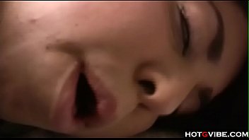 Sexy brunette has a nice solo session