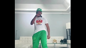 S o to all my costars w that kewchie to make me bust fast but i got stamina and can go rounds