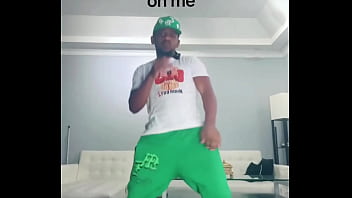 S o to all my costars w that kewchie to make me bust fast but i got stamina and can go rounds