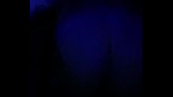 Morena dando gostoso