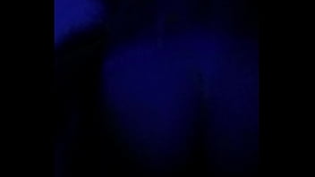 Morena dando gostoso