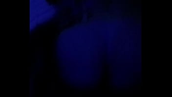 Morena dando gostoso