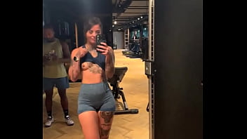 Trynna distract my gym partner