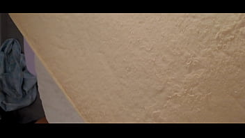 Je pisse sur mon matelas en mousse déchiré Je pisse sur mon matelas en mousse déchiré