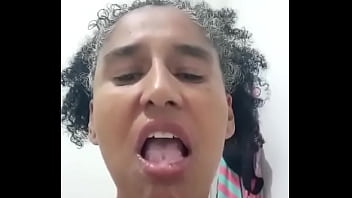 Esposa esperando corninho