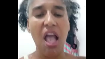 Esposa esperando corninho