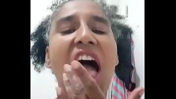 Esposa esperando corninho