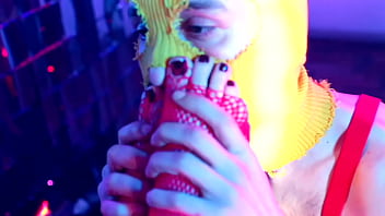 Foot goddess training her slave